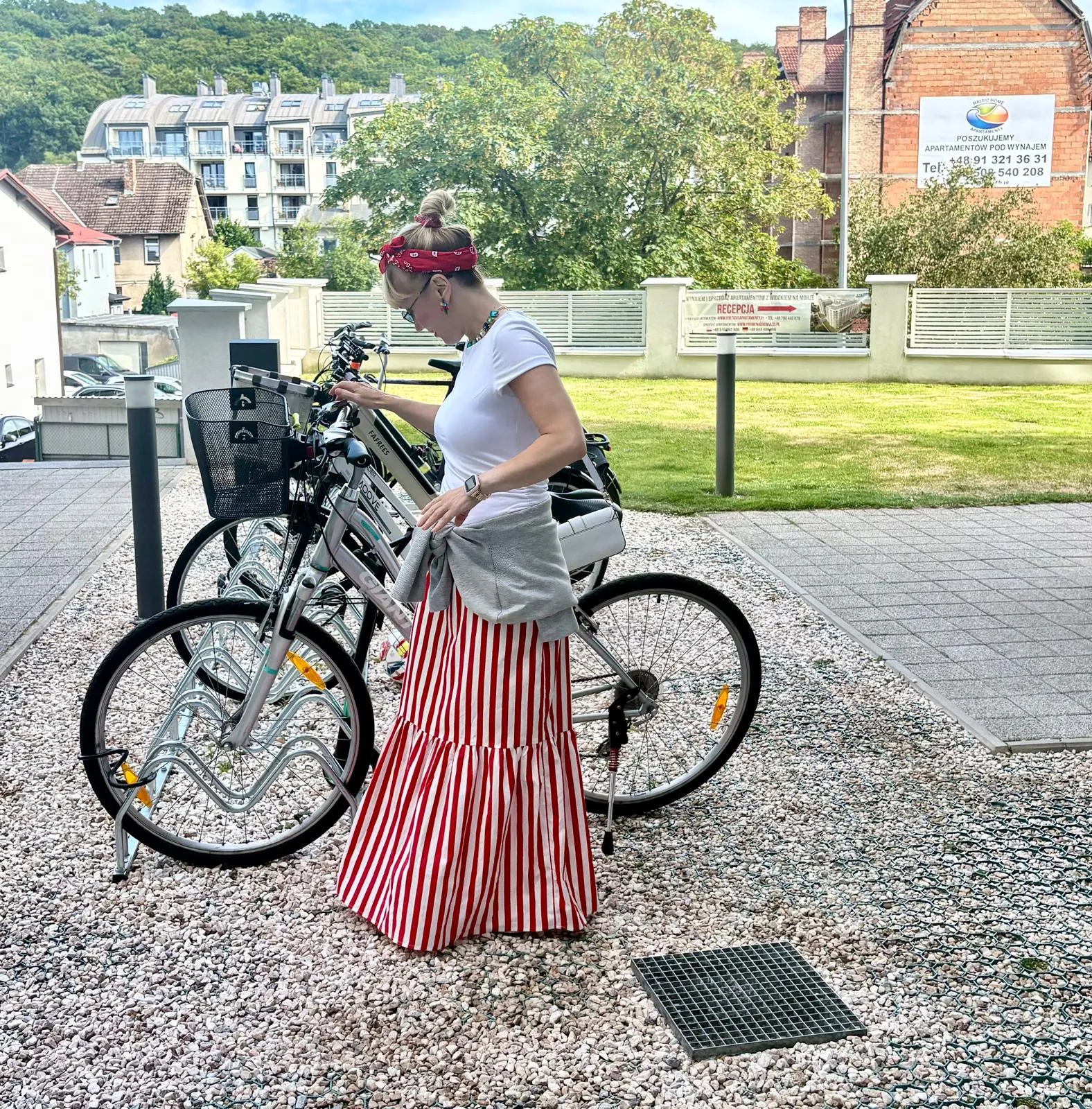 Stylizacja przygotowana przez stylistkę - Rowerowy casual